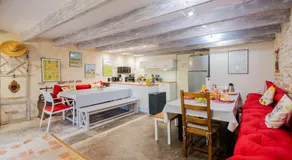 Bed and Bourgogne - Image 5