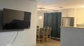 Downtown & Stadium Cozy 3 BDRM Retreat - Image 2