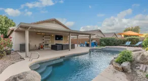 West Valley Pool Side Oasis - Image 5