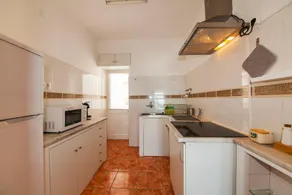 B22 - Rising Sun 2 Bed Flat - Image 5