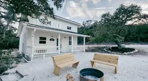 Free Pumpkin Patch Tickets + Farm Stay - Image 2