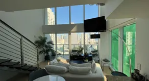Luxury 2BD Corner Loft with Stunning Miami River View - Image 3