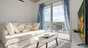 A estrenar! Apartamento con pileta zona aeropuerto WIFI 200MG - Image 2