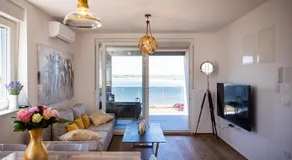 Beach Paradise 5 Stars Apartments - Image 2