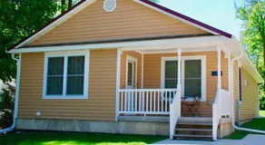 Williams Bay House - Cherry Street Retreat - Image 5