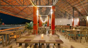 Casa Marina Resort - Image 3