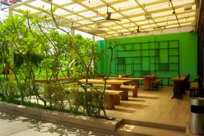 CREW EXPRESS Hotel - Image 4