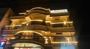 Royal guest house - Image 3