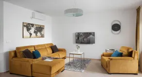 Malibu Grand Royale - Luxury Group Villa with Pool - Image 3