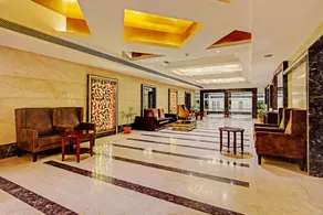 Super Townhouse OAK Hotel City Mark Gurgaon - Image 3