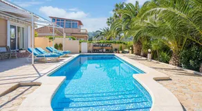 Sunny Poolside Stay in Busot - Image 3