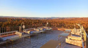 Hotel Kasbah Ennakhile - Authentic Stay in Nkob - Image 4