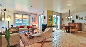 Superbe Villa Piscine Jardin proche Aix - Image 3