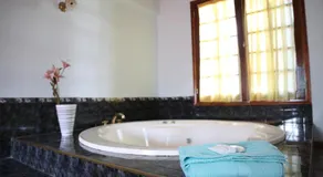 Espectacular casa - Image 4