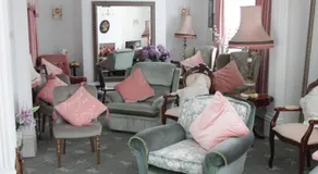 Tanamara Guest House - Image 3