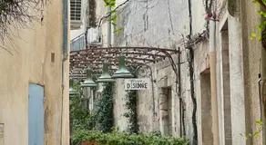 L'ALPILLE - Maison de vacances située à 10 mn à pied du centre ville de St Rémy avec place de parking privative - Image 5