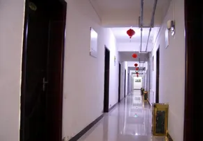 Guojia Express Hotel - Image 4