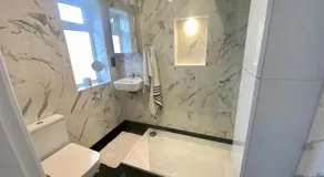 Raj Rentals Ensuite House Share - Image 5