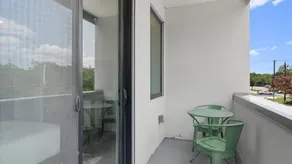 Upstay: Modern & Pet-friendly 2BR Home near SoCo - Image 5