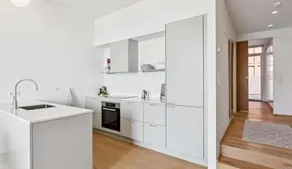 Luxury Apt with Harbor Views - Image 5