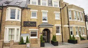 Crown Hotel - Image 5