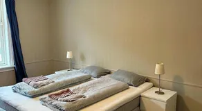 Downtown 3-bedroom apartment - Image 5