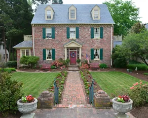 Cedars of Williamsburg Bed & Breakfast - Image 5