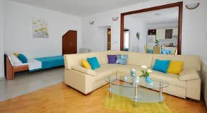 Apartments Roza - Image 2