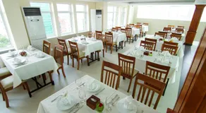 Rose Emerald Hotel - Image 5