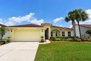 Lakeside 4-Bed Pool Home at Villa Sol home - Image 2