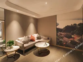 Atour Hotel Chongqing Jiefangbei Raffles City Riverview - Image 5