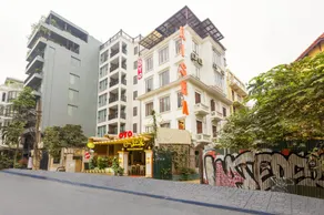 Aisha HOTELS and APARTMENTS - Image 4