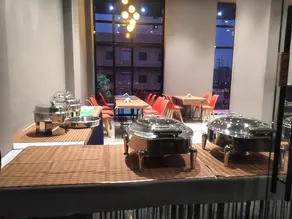 Hotel Indus Inn - Image 5