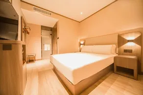 Hanting Hotel Shenyang Nanta Golden Horse Shoe City - Image 2