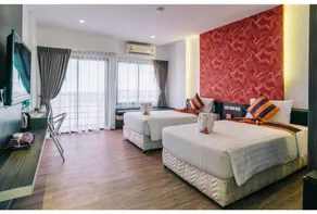Chill Patong Hotel - Image 2