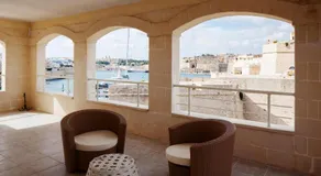 Mariette - Large Terrace - Grand Harbour View - Image 3