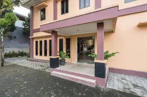 Hotel 68 Lembang - Image 4