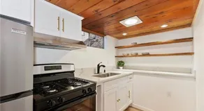 Lake Arrowhead Lux Black Cabin - Image 5