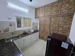The White House Home Stay - Image 4