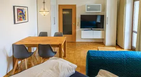 Charming City Apartment with parking spot - Image 2