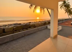 Luxury Sea-Facing 1BHK – Sunset Infinity View - Image 4