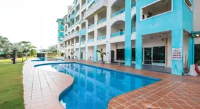 AnyLodge Waterfront Marina Island Pangkor-Lumut - Image 2