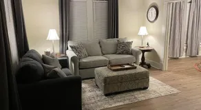 Cozy Chestnut Cottage- Downtown favorite! - Image 2