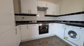 Royal Lodge Maidstone - Image 5