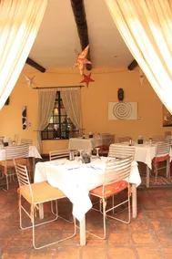 Le Rustique Hotel - Image 4