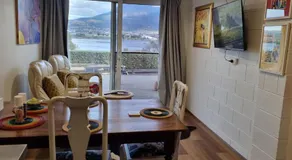 Waterfront Abode - 2 bedrooms - Image 3