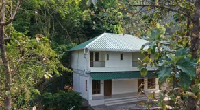 Pepper and Clove Enclave - Image 2