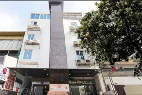 comfy Stay Hotels - Image 2