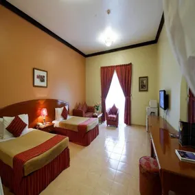 Summer Land Hotel - Image 2