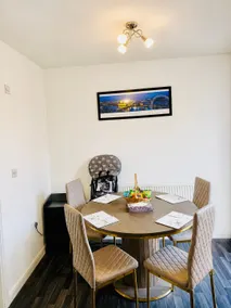 Relaxing Modern Stay for Families and Groups - Image 3